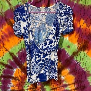 Studio Y, SMALL, blue large floral pattern